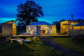 Glamp and Tipple Ltd